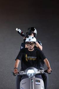 BIB: 347
                            <button type="button" onclick="openModal(22895713)" class="btn btn-primary btn-sm float-right btn-popup" data-toggle="modal" data-target=".modal-high-quality">
                        <i class="fas fa-shopping-cart"></i> Add to Cart
                    </button>
                                            <button type="button" onclick="isThisMe(22895713, true)" class="btn btn-success btn-sm float-right btn-popup btn-isme hidden" data-toggle="tooltip" data-placement="bottom" title="นี่คือรูปของคุณใช่ไหม คลิกที่นี่เพื่อเอาเข้าอัลบั้ม">
                        <i class="fas fa-plus"></i> Add to album
                    </button>
                    <button type="button" onclick="isThisMe(22895713, false)" class="btn btn-warning btn-sm float-right btn-popup btn-isnotme hidden">
                        <i class="fas fa-ban"></i> Remove from album
                    </button>